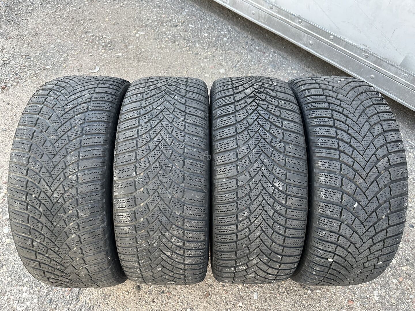 Bridgestone Siunciam, 4+6mm 2020 R18 winter tyres passanger car