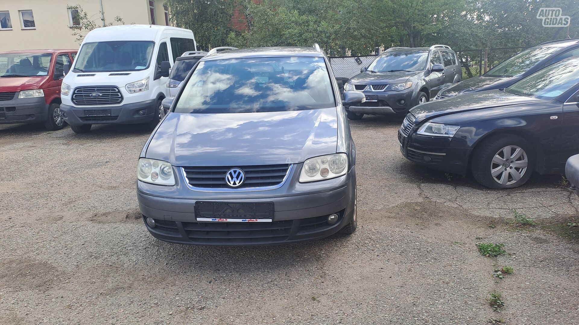 Volkswagen Touran 2005 m Vienatūris