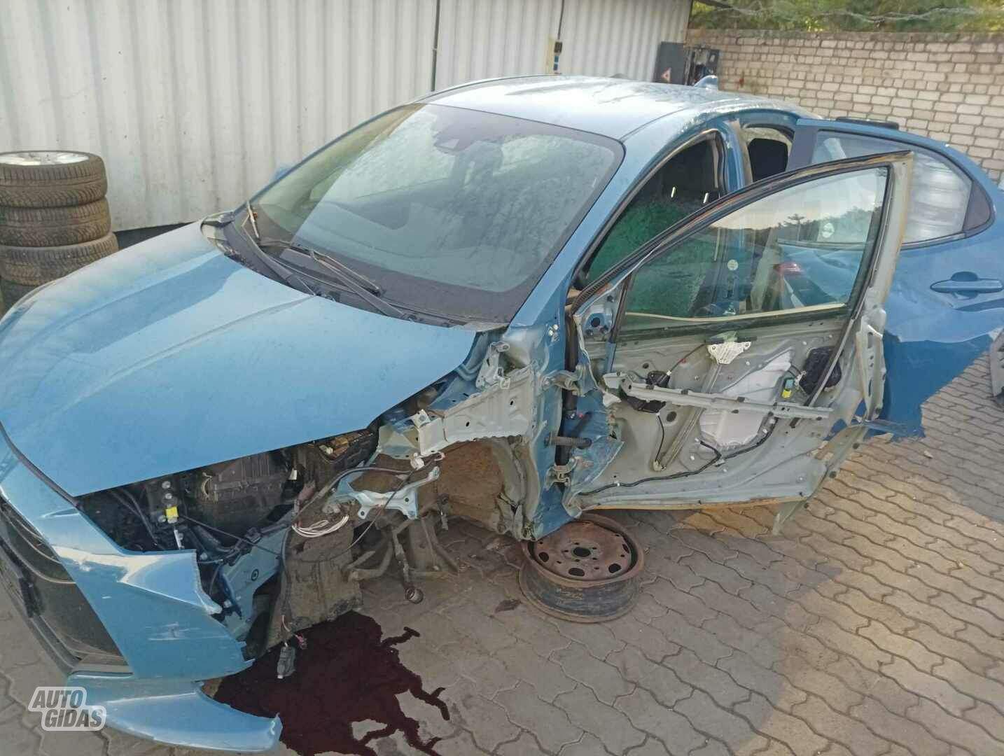 Toyota Yaris IV 2020 y parts