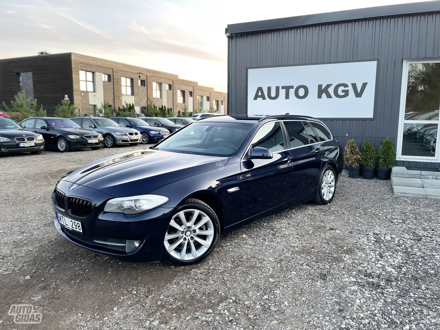 Bmw 520 2011 г Универсал