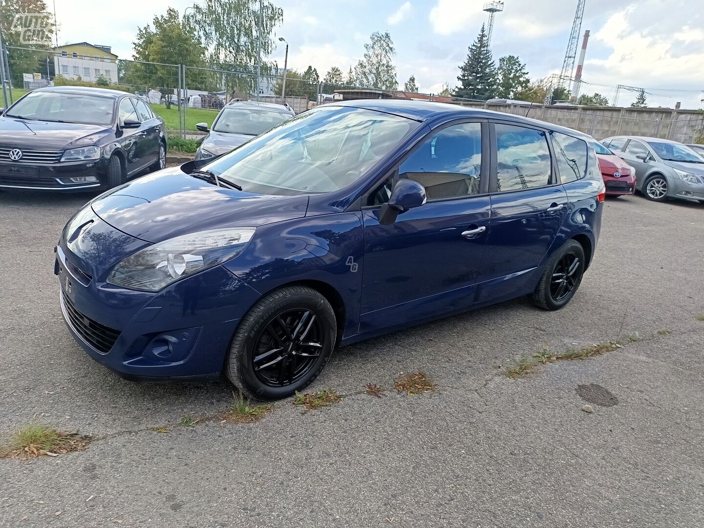 Renault Grand Scenic 2011 y Van