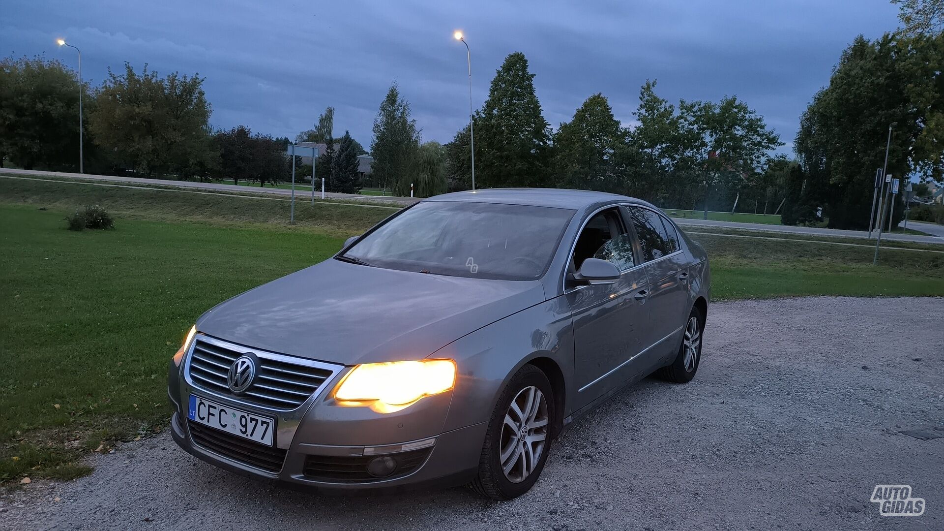 Volkswagen Passat 2005 г Седан