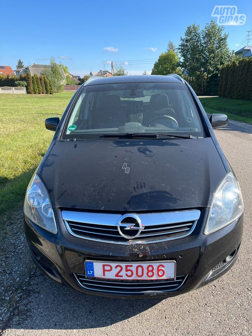 Opel Zafira 2011 y Van