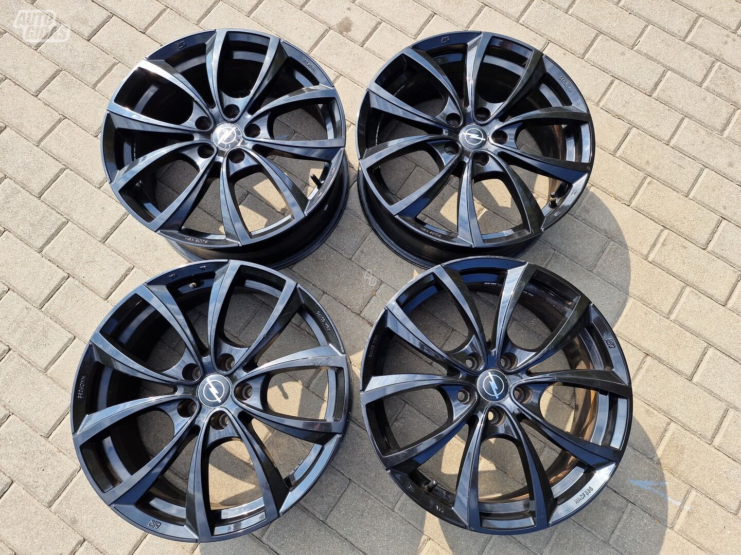 Opel Astra,Meriva,Zefira Zafira light alloy R18 rims