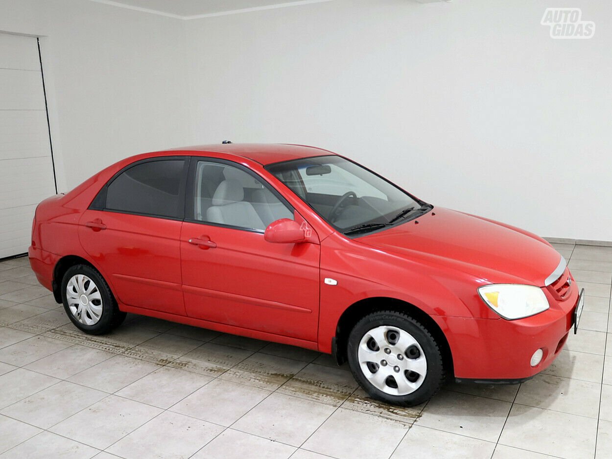 Kia Cerato 2006 y Sedan