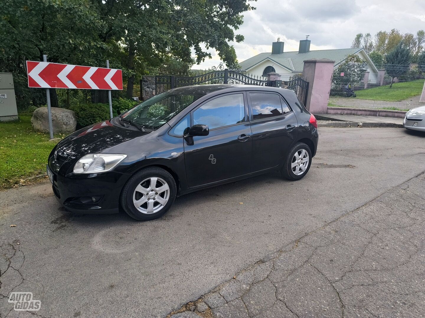 Toyota Auris 2008 г Хэтчбек