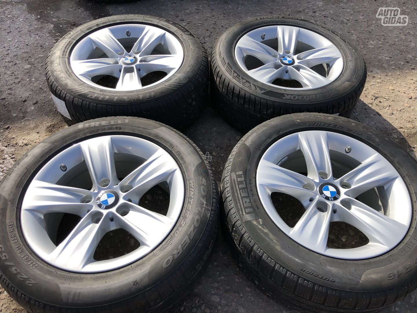 BMW Siunciam, 7,5J ET37 light alloy R16 rims