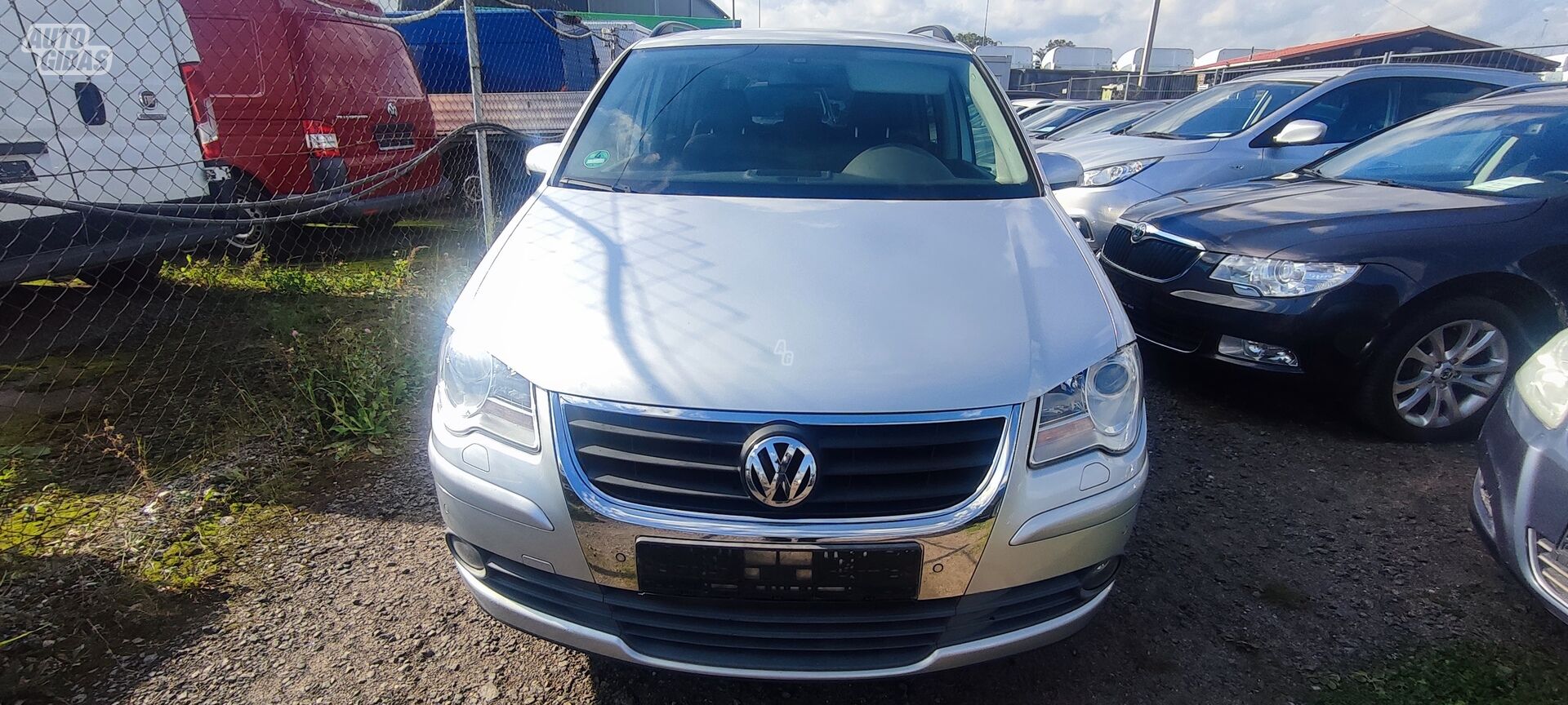 Volkswagen Touran 2009 m Vienatūris