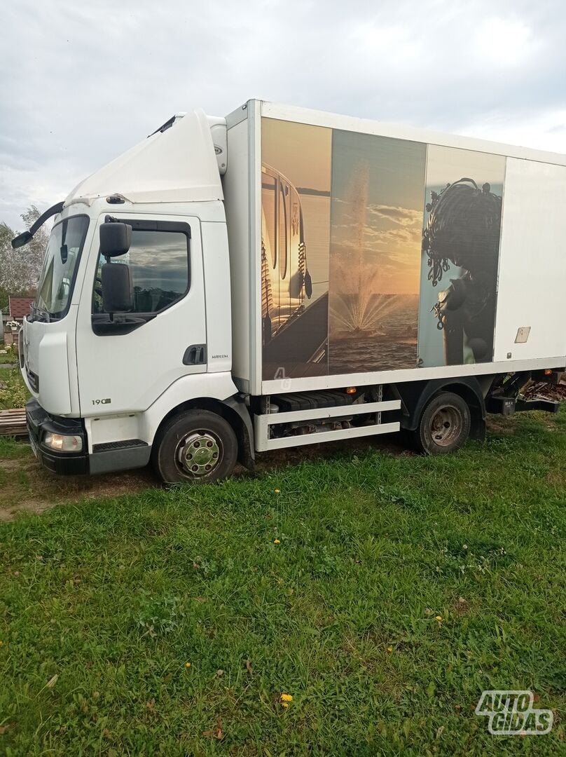 Renault MEDLUM 2009 y Fridge