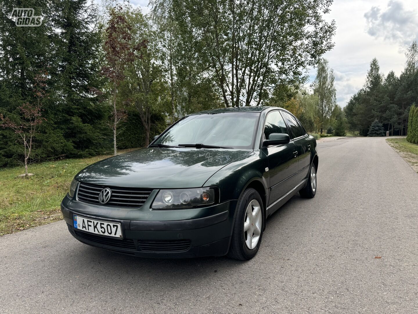 Volkswagen Passat 1999 y Sedan