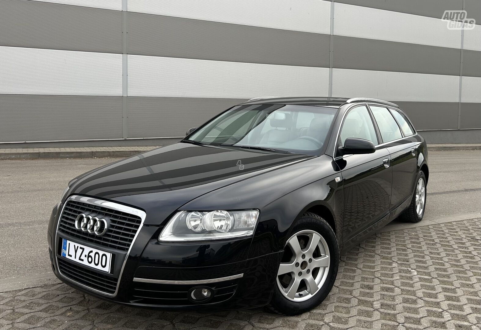 Audi A6 2005 m Universalas