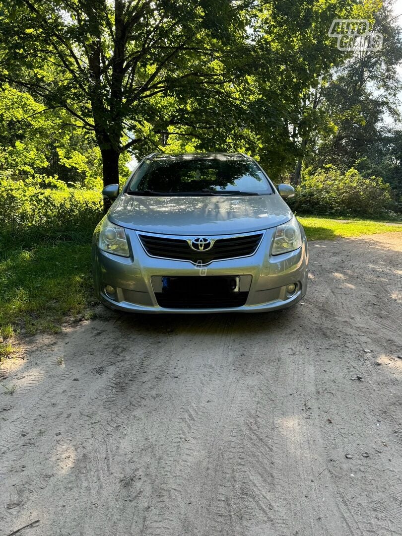 Toyota Avensis III 2009 m