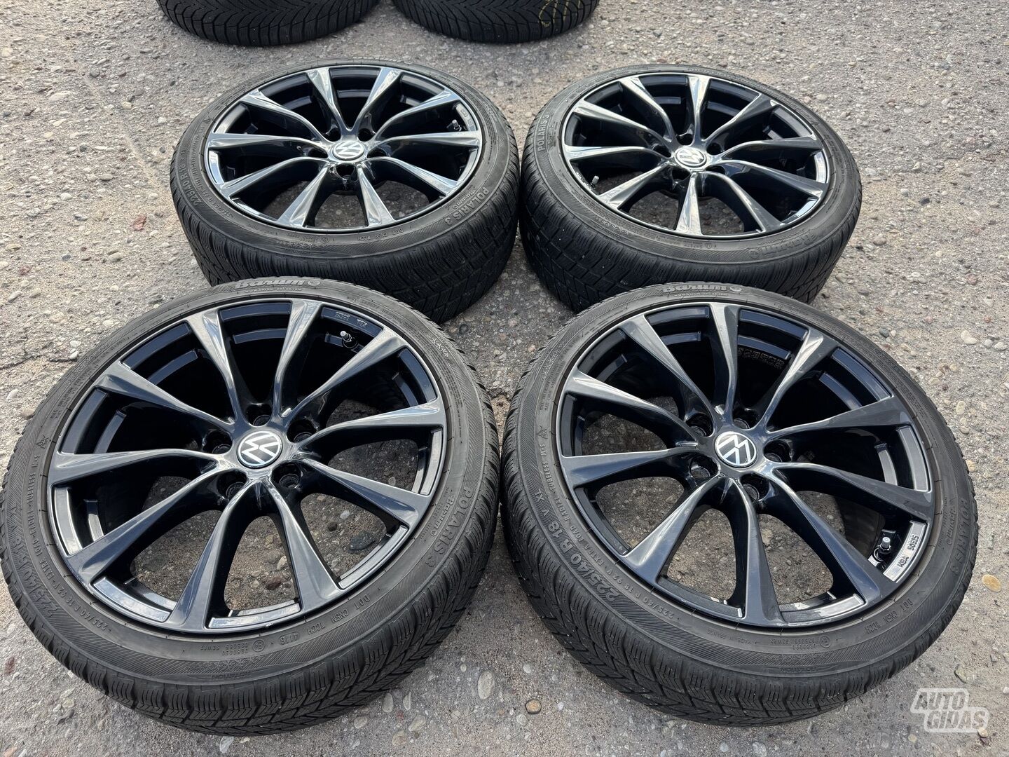 Volkswagen Siunciam, 8J ET48 light alloy R18 rims