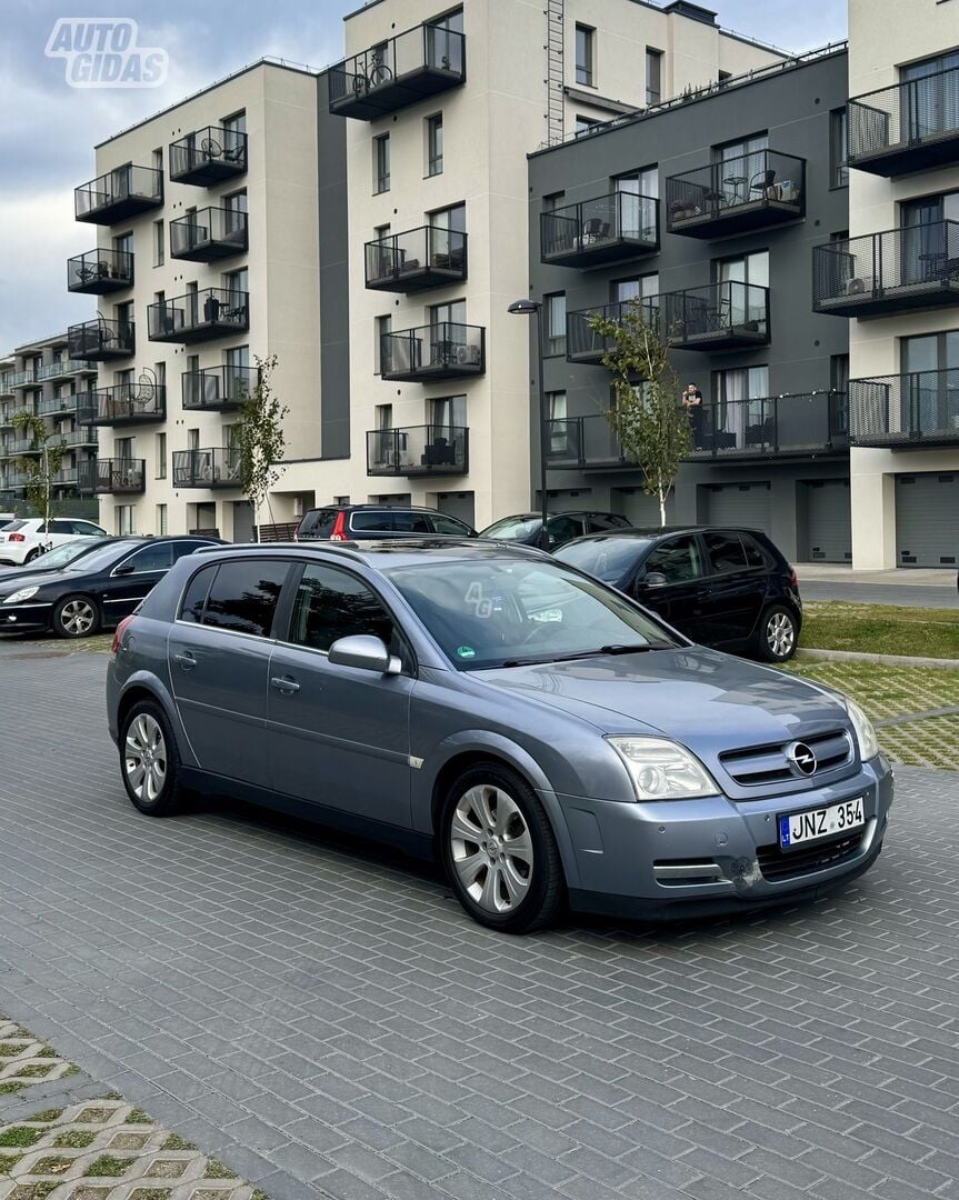 Opel Signum 2006 m Sedanas