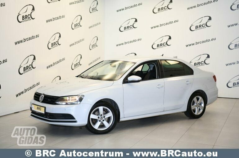 Volkswagen Jetta TSI Bluemotion Autom 2016 y