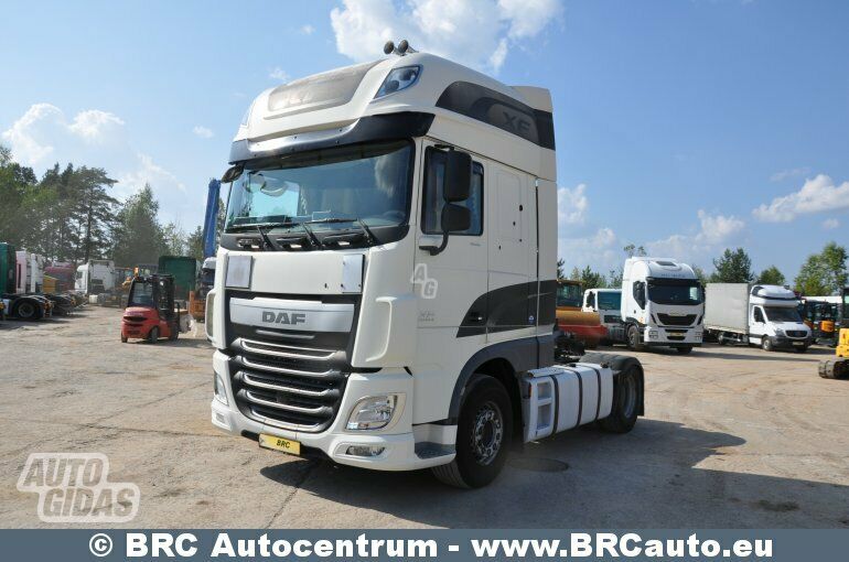 DAF XF 460 FT 2017 y Semi-trailer truck