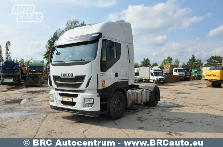 Iveco Stralis 2017 y Semi-trailer truck