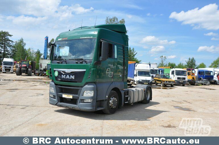 MAN TGX 2016 y Semi-trailer truck