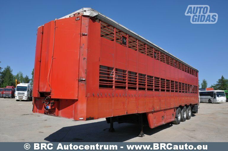 Pezzaioli SCT63U 2001 y Trailer livestock transport