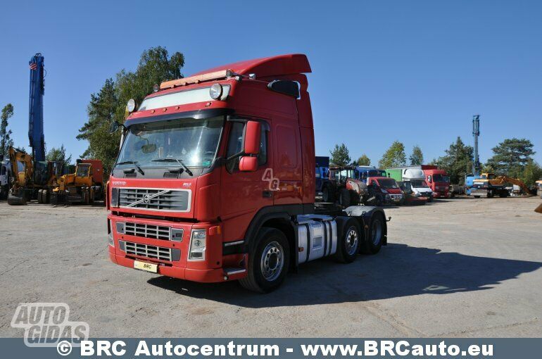 Volvo FM 2008 y Semi-trailer truck