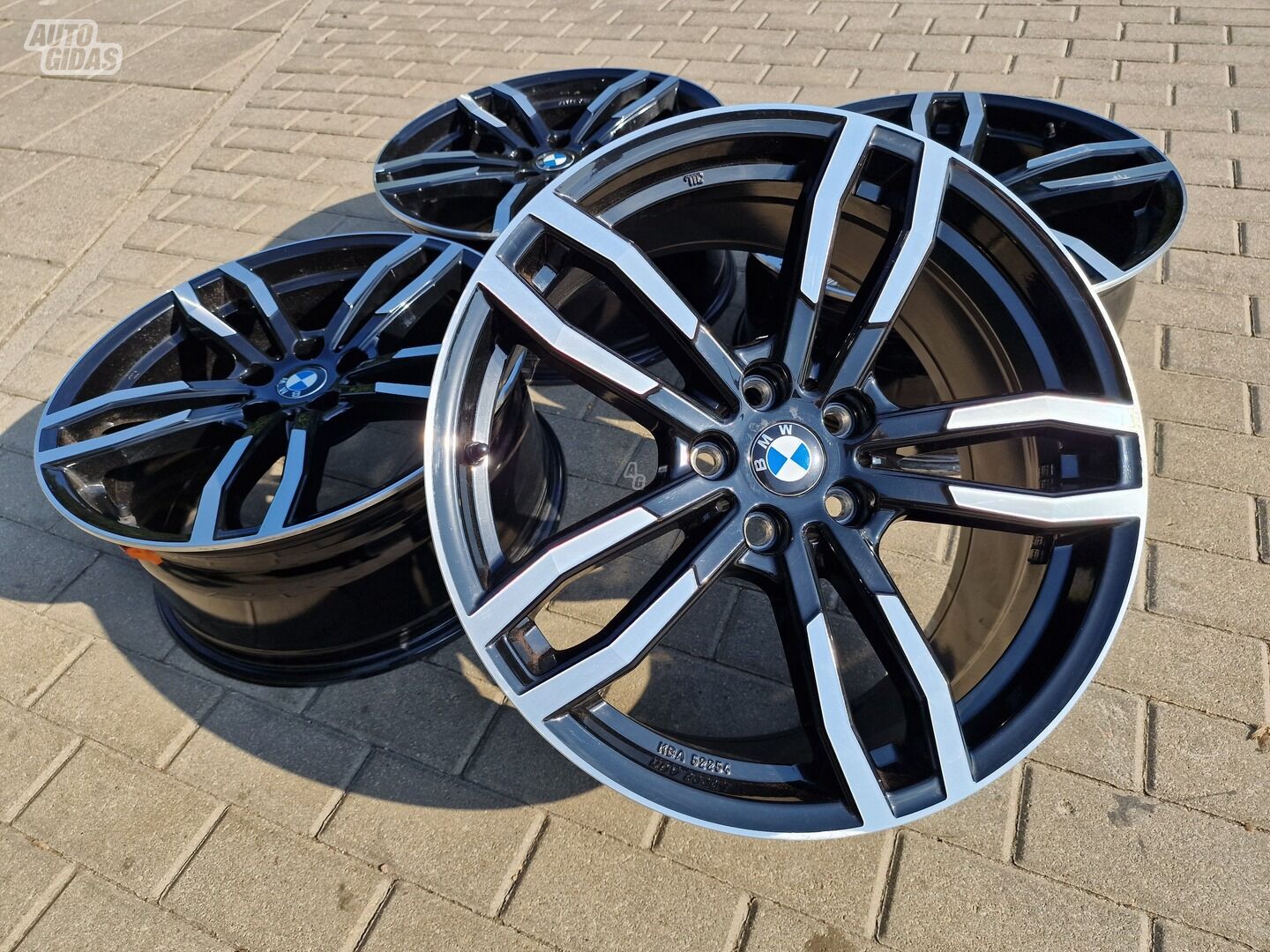 BMW 1 Serie F40 118 light alloy R19 rims