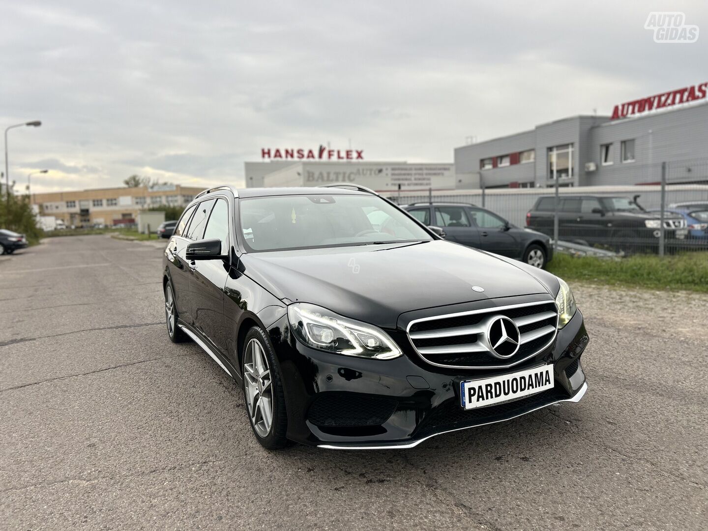 Mercedes-Benz E 220 S212 2015 y