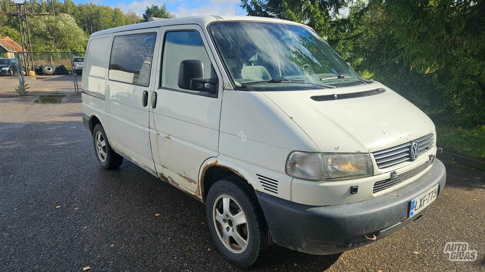 Volkswagen Transporter 2003 y Heavy minibus