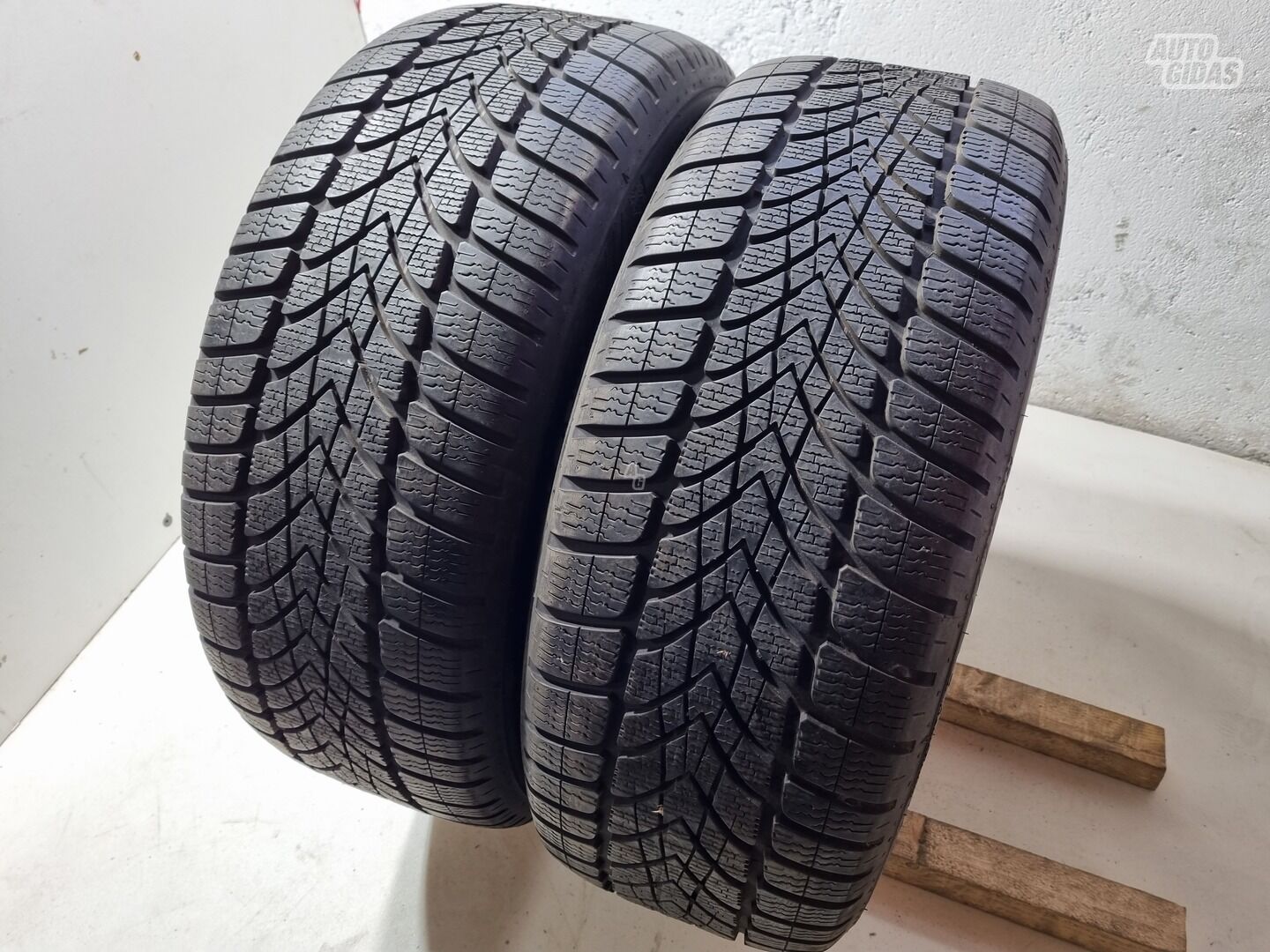 Dunlop 6-7mm, 2022m R17 зимние шины для автомобилей