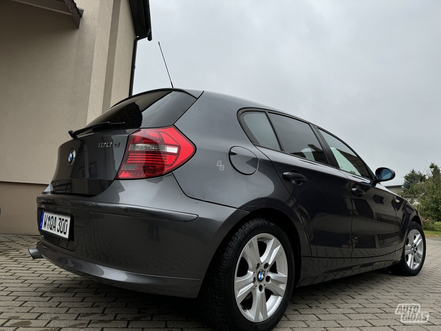 Bmw 120 2007 г Хэтчбек