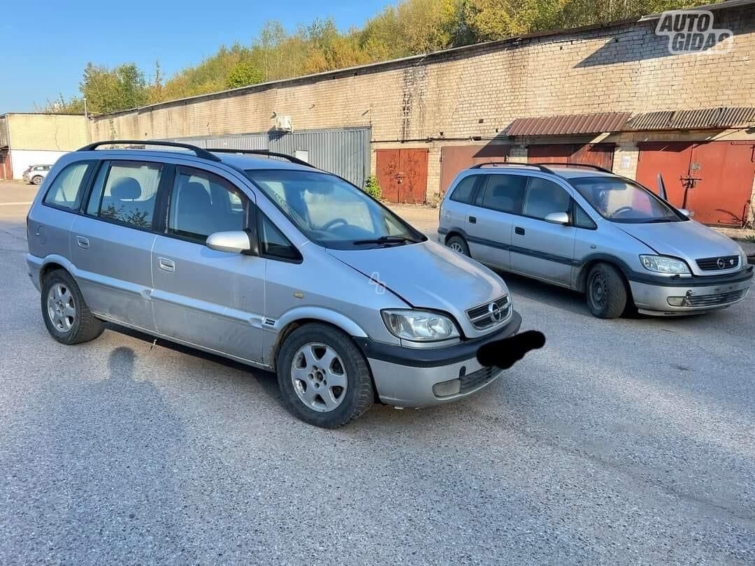 Opel Zafira A Dti 2002 m dalys