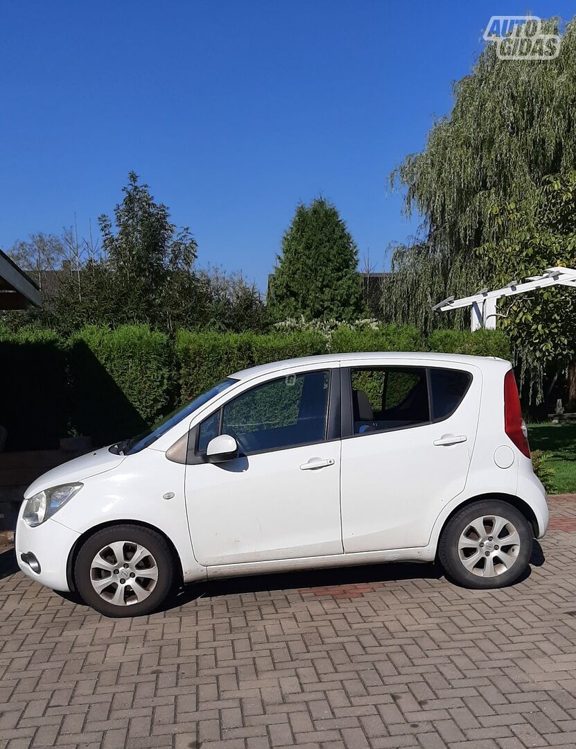 Opel Agila II 2008 y