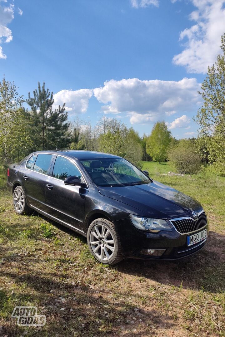 Skoda Superb II 2015 y