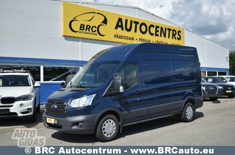 Ford Transit 2019 y Commercial auto (with box)