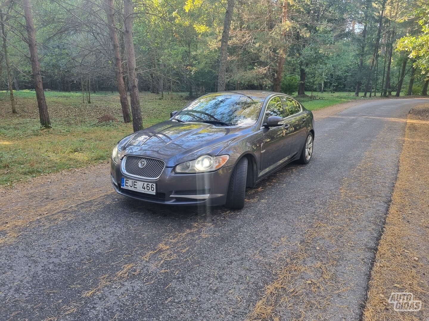 Jaguar XF 2010 г Седан