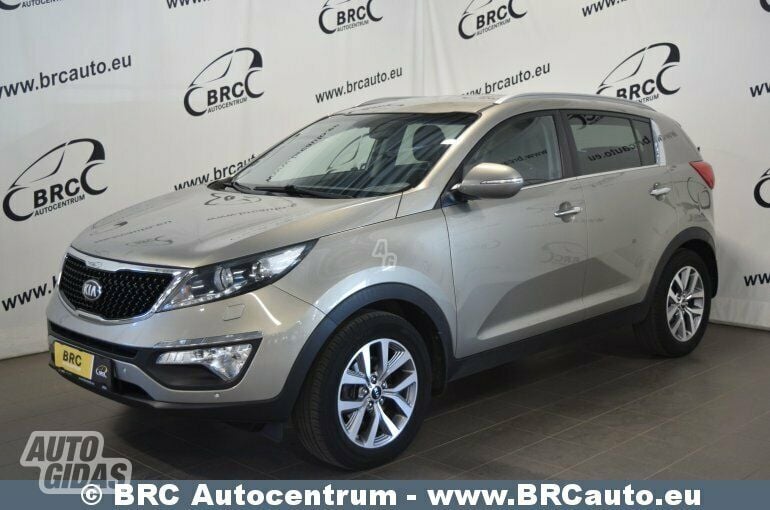 Kia Sportage FWD A/T 2015 г