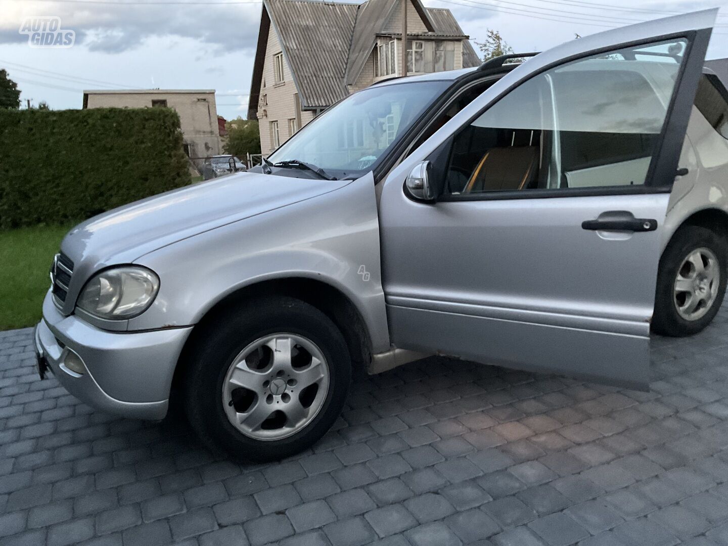 Mercedes-Benz ML 270 W163 2002 m