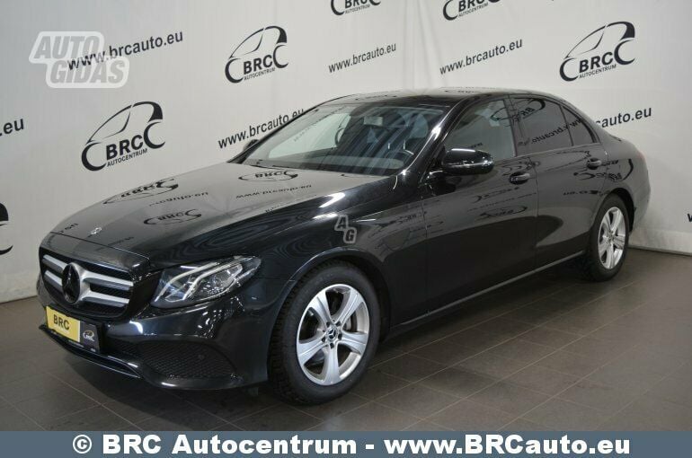 Mercedes-Benz E 200 A/T 2018 y