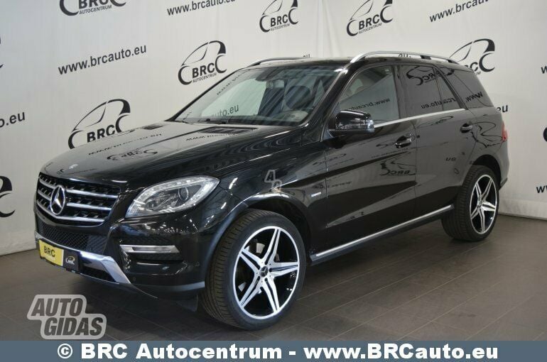 Mercedes-Benz ML 350 BlueTEC 4Matic 2012 m