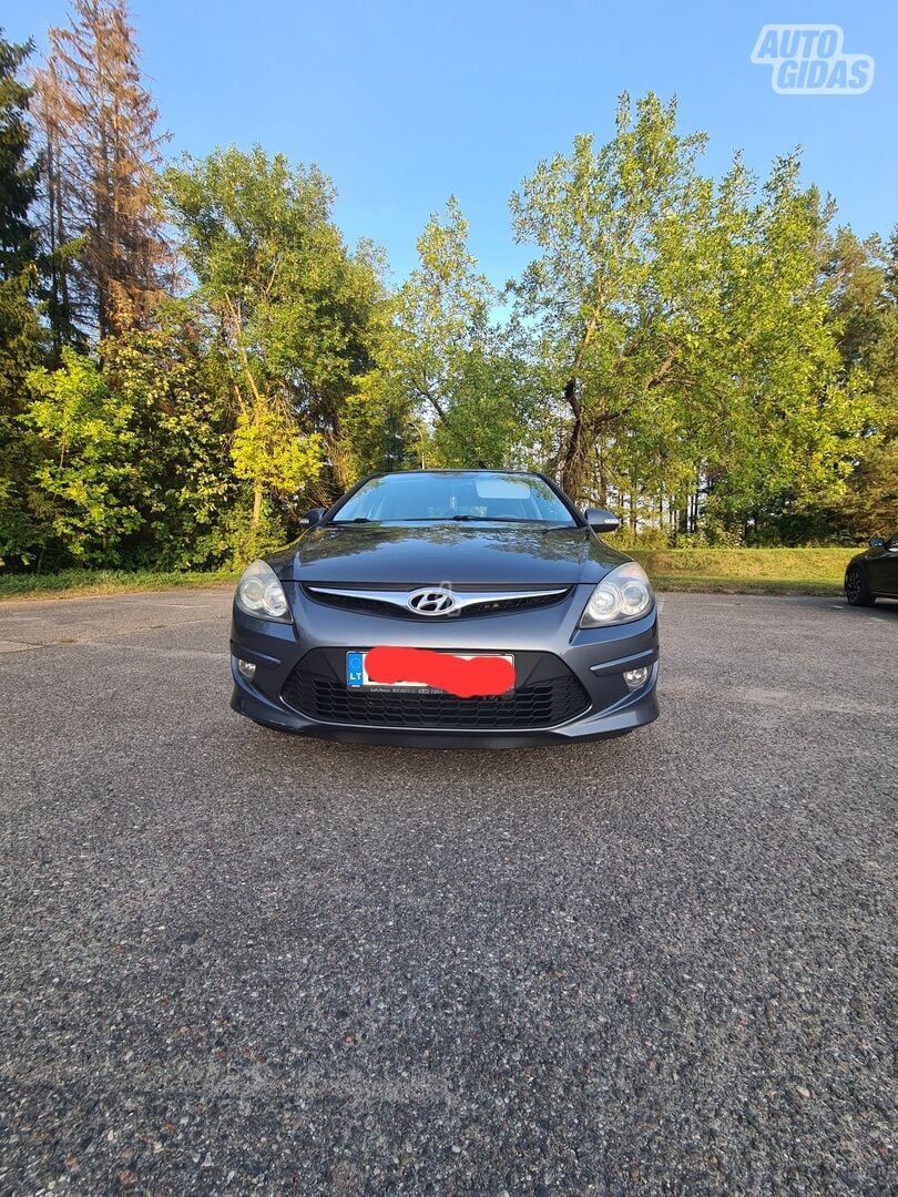 Hyundai i30 2010 y Hatchback