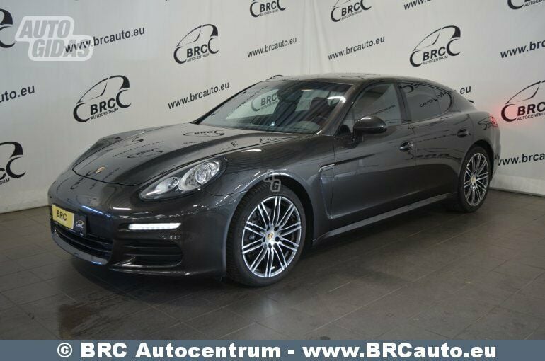 Porsche Panamera 2016 г Купе