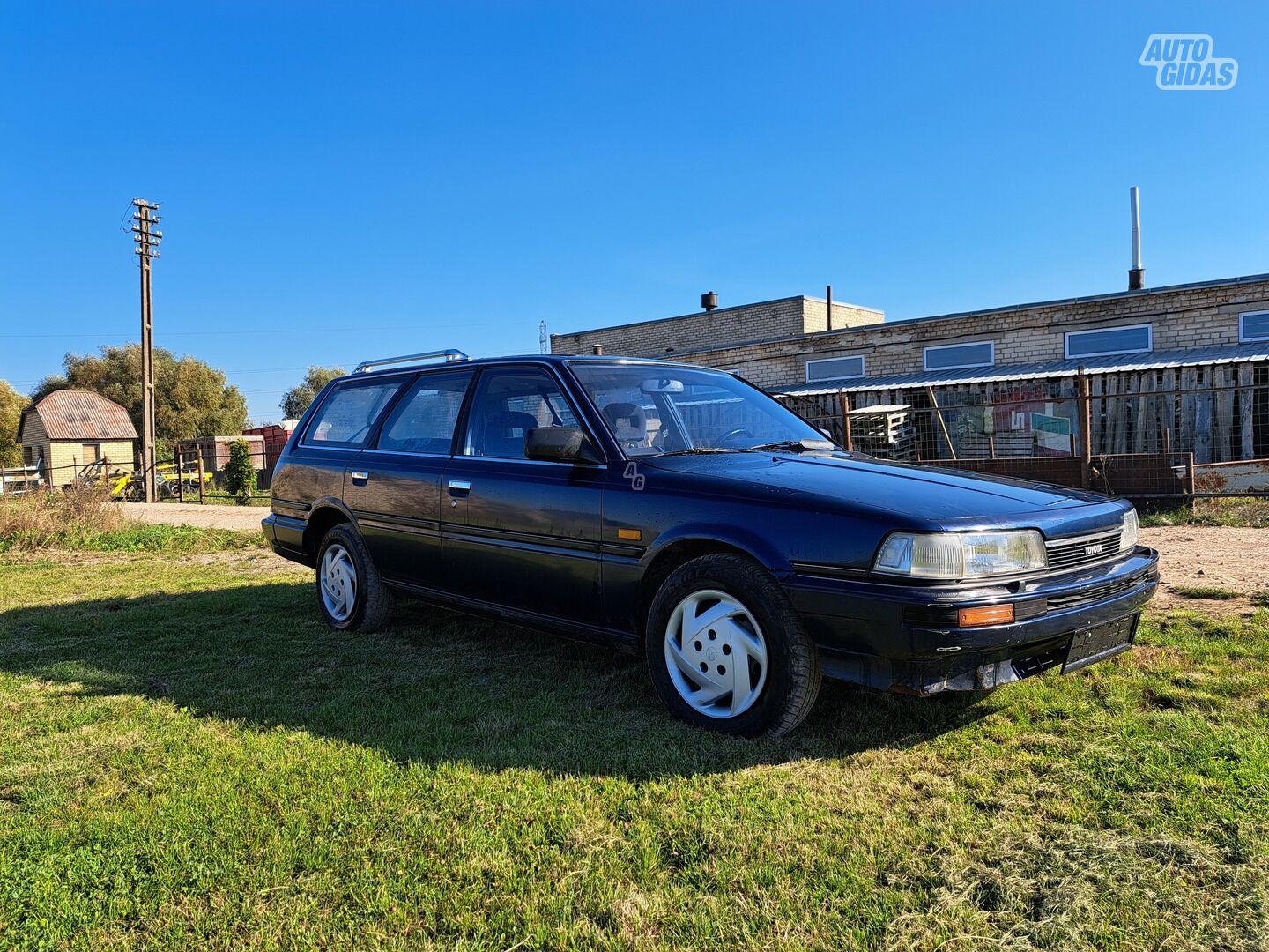 Toyota Camry II 1988 y