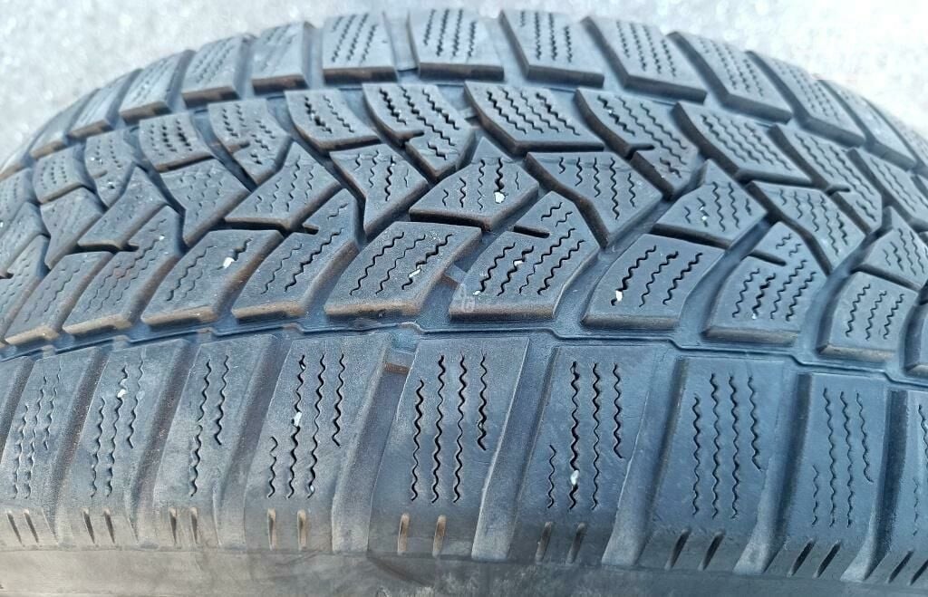 Dunlop R15 winter tyres passanger car