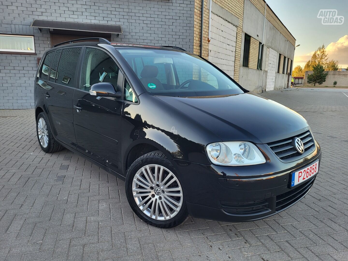 Volkswagen Touran 2005 г Минивэн