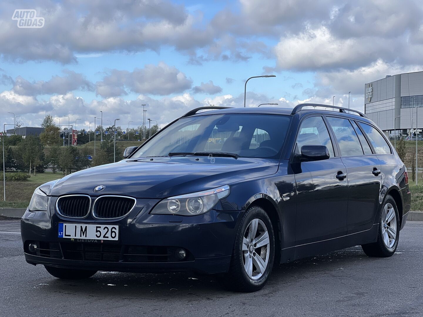 Bmw 530 E61 2005 г