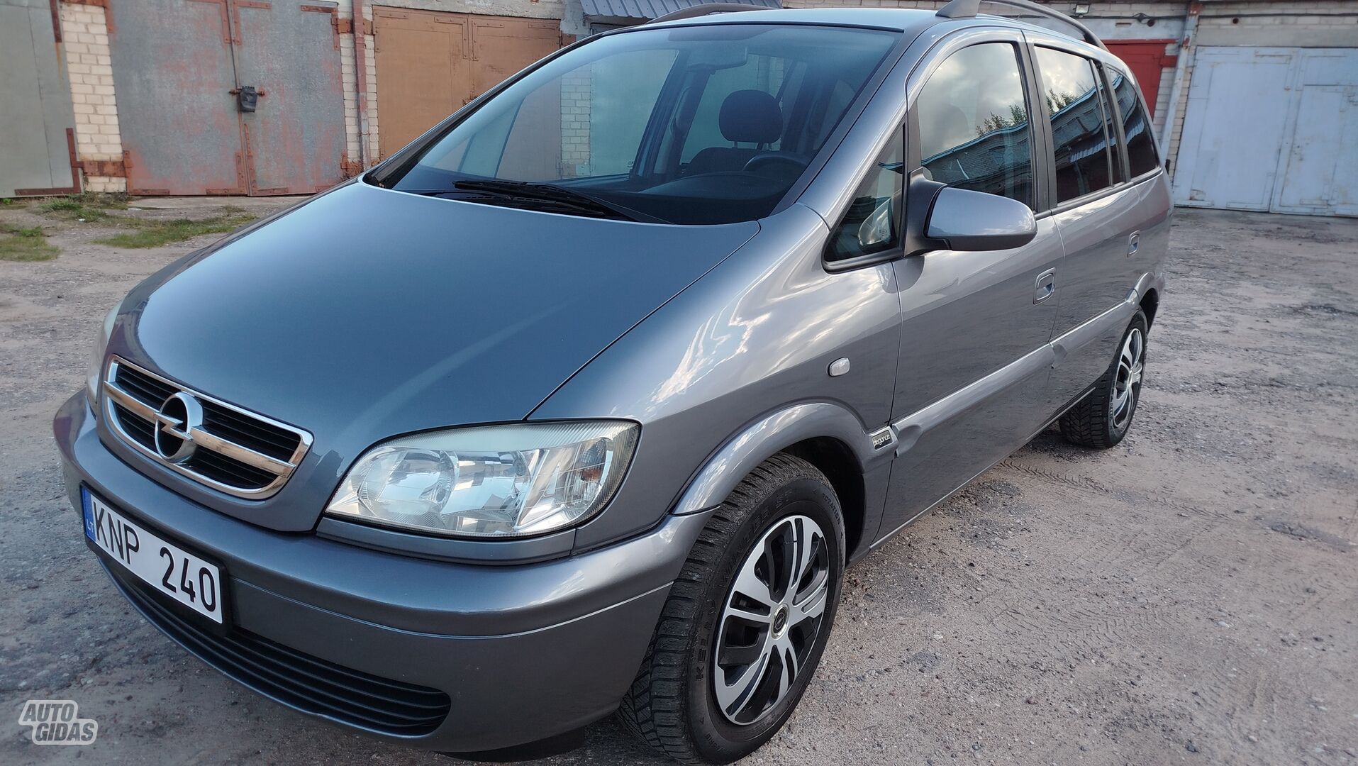 Opel Zafira A 2.TDI 74kw Elegance 2005 m