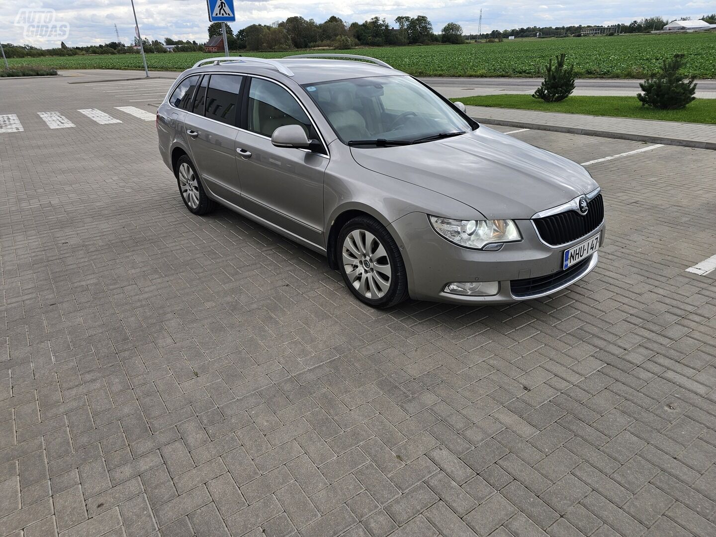 Skoda Superb II 2011 г