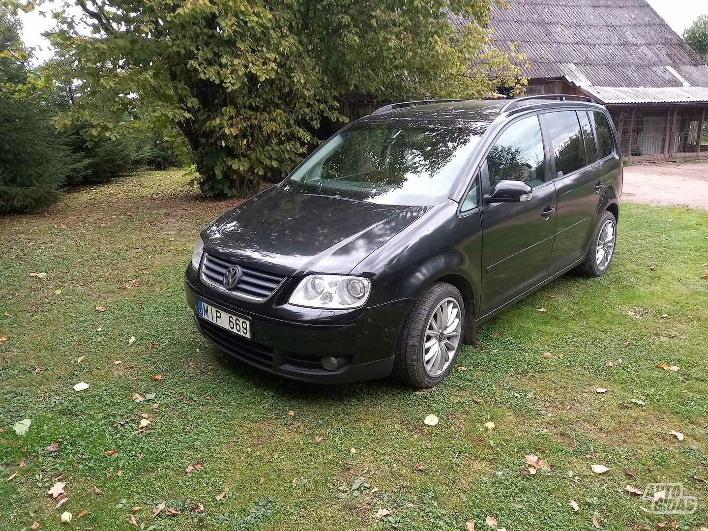 Volkswagen Touran 2006 г Минивэн