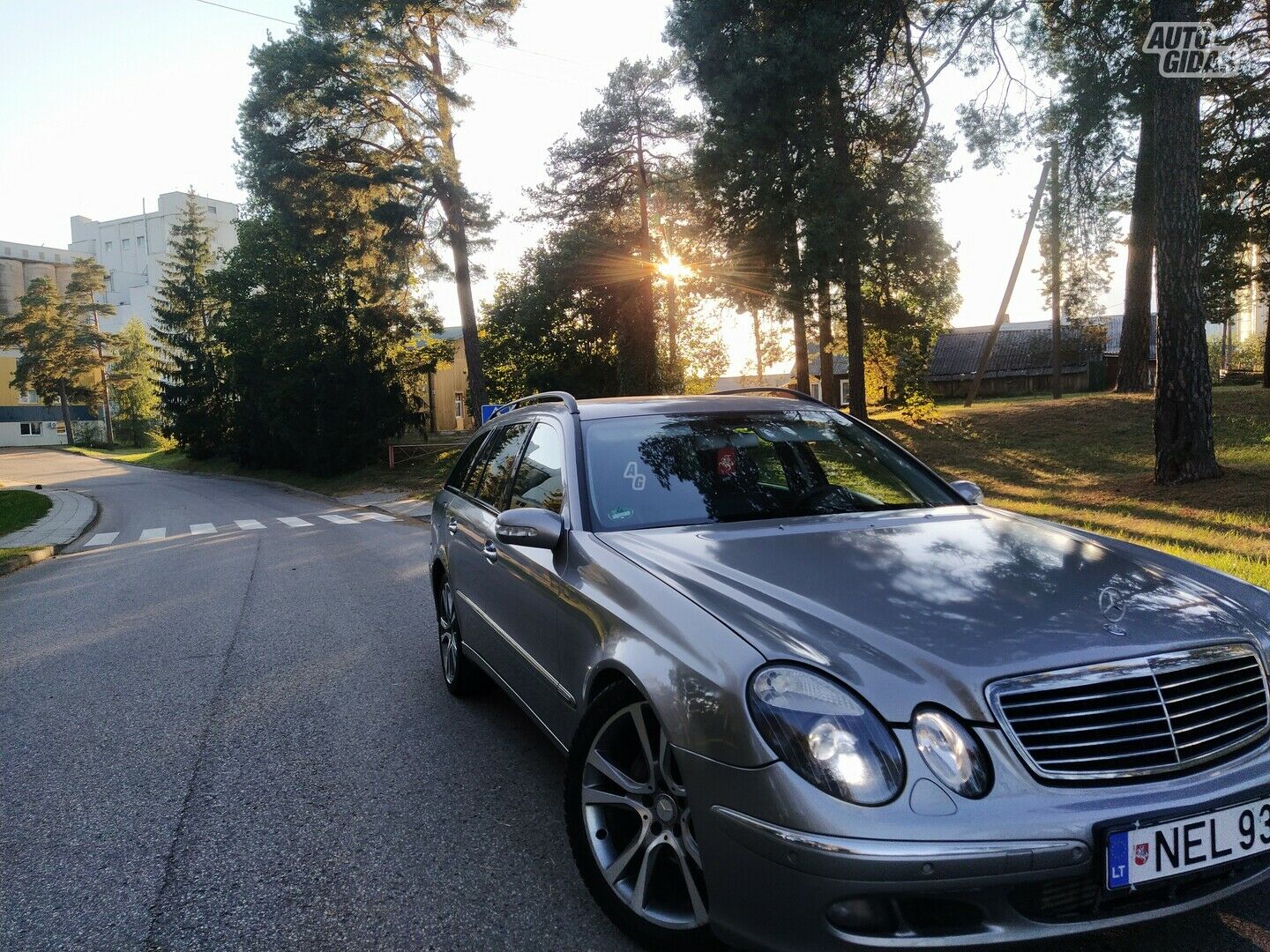 Mercedes-Benz E 320 2004 y Wagon