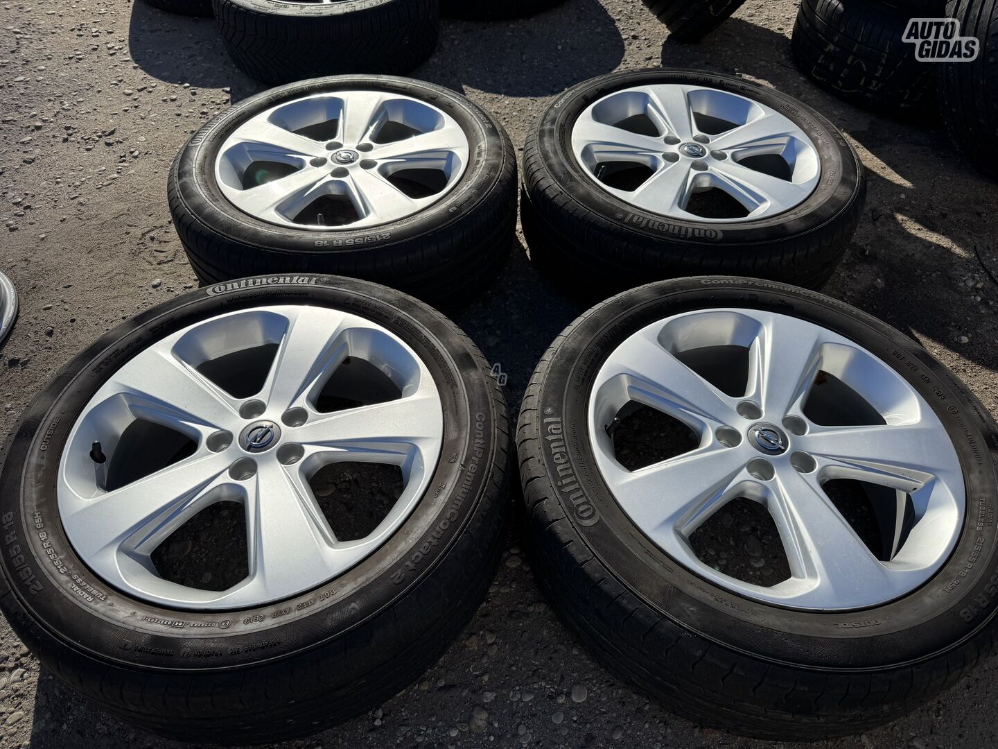 Opel Siunciam, 7.5J ET38 Mokka light alloy R18 rims