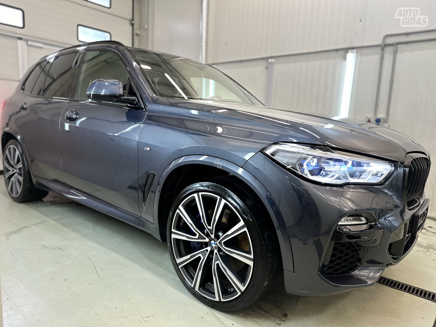 Bmw X5 G05 2021 y